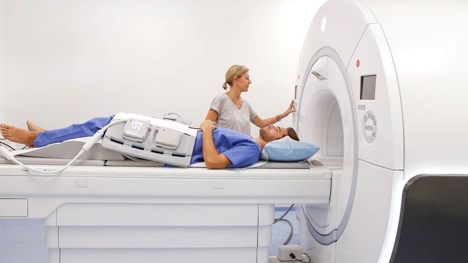 RNR Radiologie und Neuroradiologie am Glattzentrum: Magnetresonanztomographie (MRT, engl. magnet resonance imaging/MRI), auch Kernspintomographie genannt